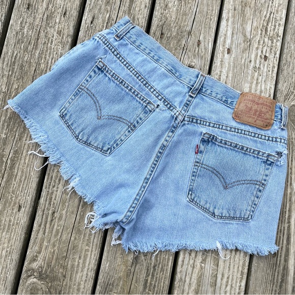 Levi's Pants - Vintage Levi’s 577 Frayed Distressed Cut Off Raw Hem Jean Mom Shorts